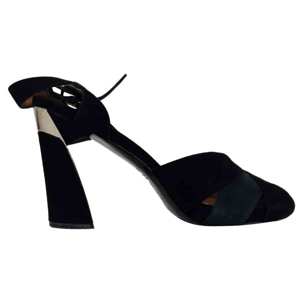 Marni Ribbon Strap Peep-Toe Pumps in Black Suede